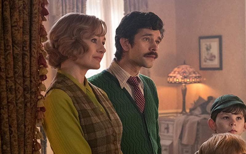 Эмили Мортимер и Бен Уишоу (кадр из фильма «Мэри Поппинс возвращается»)