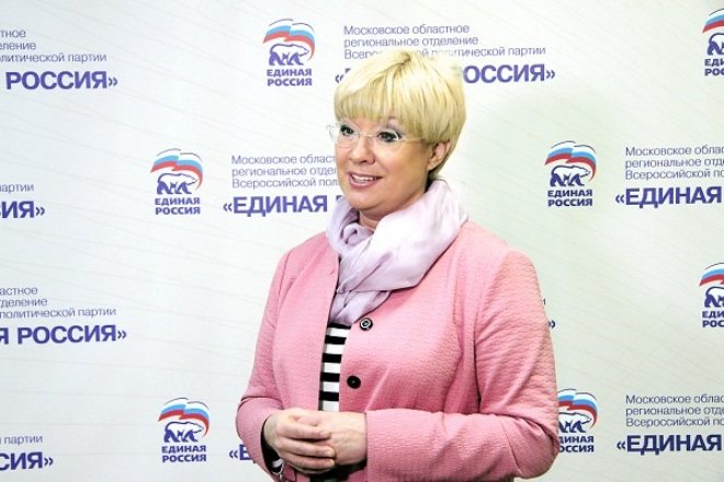 Илона Броневицкая, «Единая Россия»