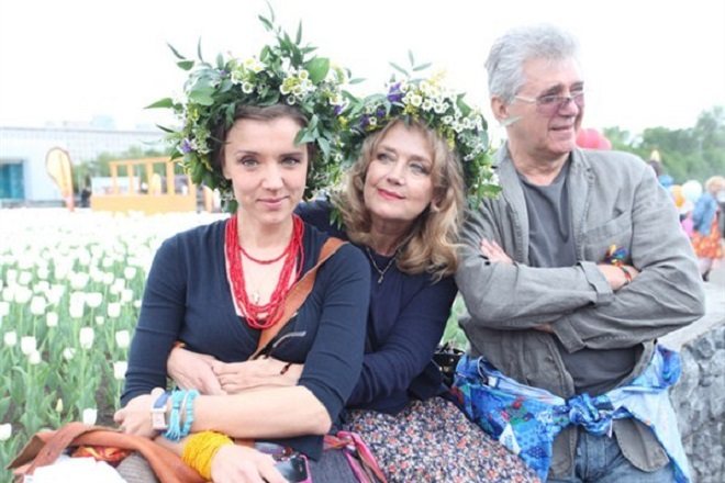Ксения Алферова, Ирина Алфёрова и Сергей Мартынов