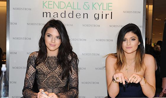 Сестры Дженнер на презентации «Kendall